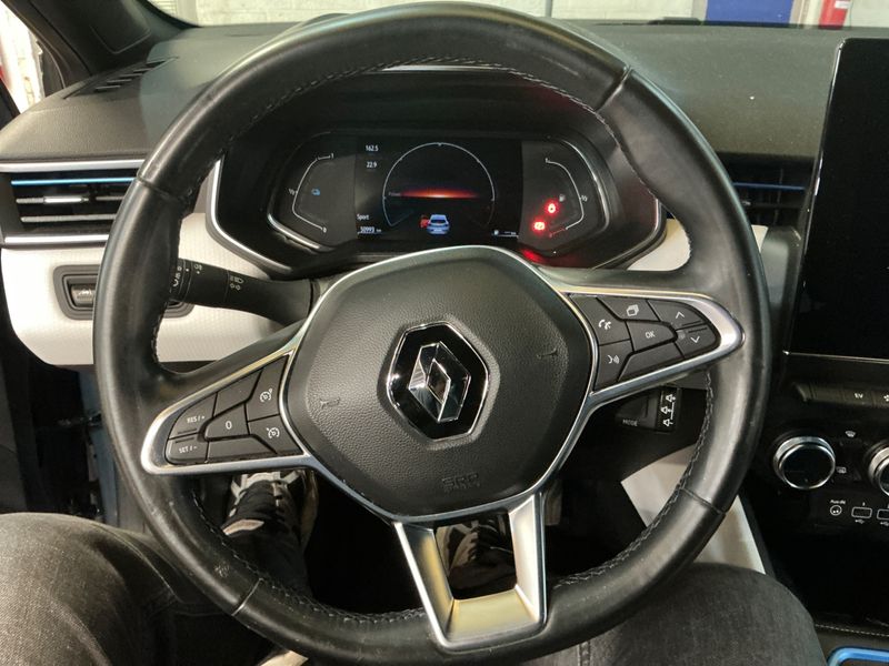 Renault Clio 1.6 Hybrid E-Tech Premiere Edition 2021 – снимка 26