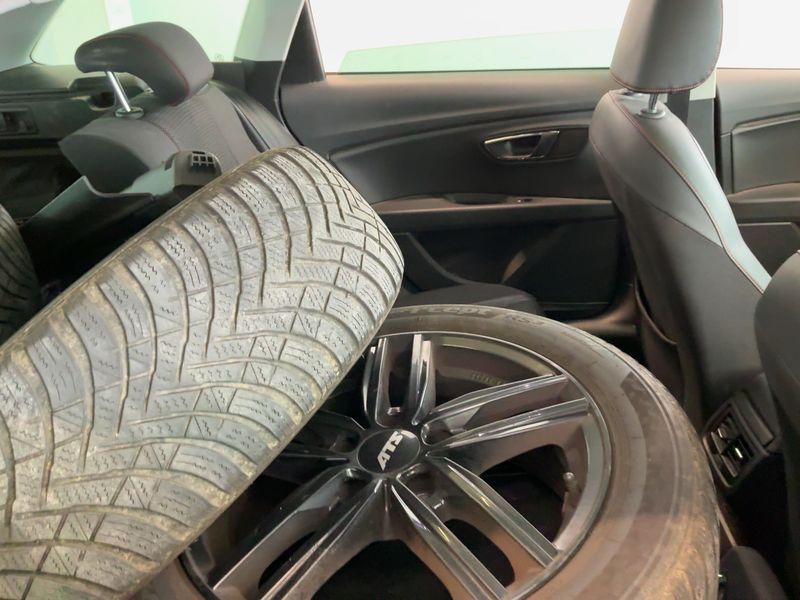 Seat Leon 2.0 TDI FR 2016 – снимка 20