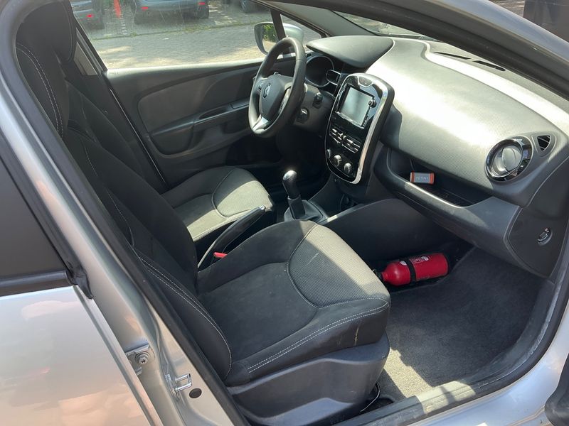 Renault Clio 1.5 dCi Expression 2015 – снимка 3