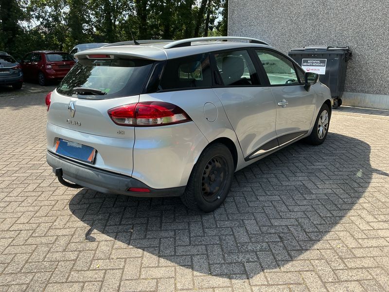 Renault Clio 1.5 dCi Expression 2015 – снимка 2