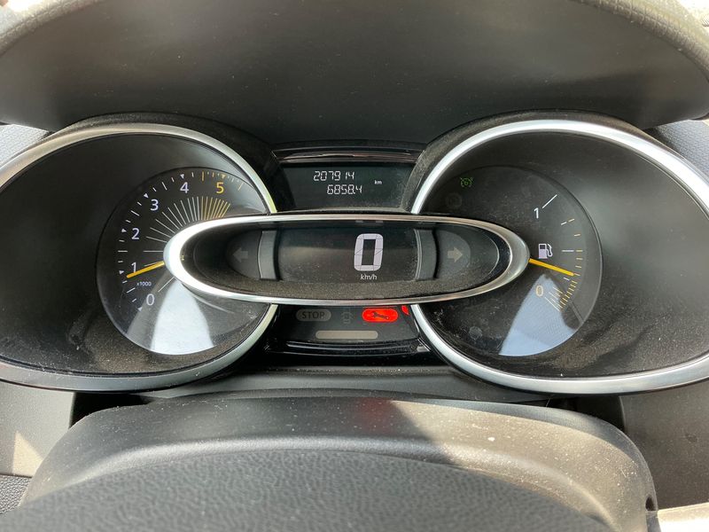 Renault Clio 1.5 dCi Expression 2015 – снимка 4