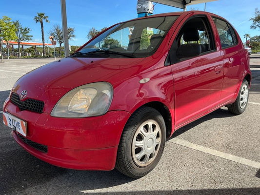 Toyota Yaris 1.0 VVT-i 2001 – снимка 1