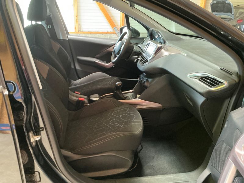 Peugeot 2008 1.2 VTi Active 2013 – снимка 3