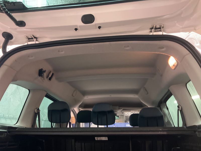Citroen Berlingo 1.6 Blue-HDi Selection 2018 – снимка 31