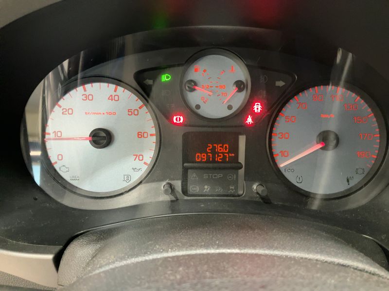 Citroen Berlingo 1.6 Blue-HDi Selection 2018 – снимка 18