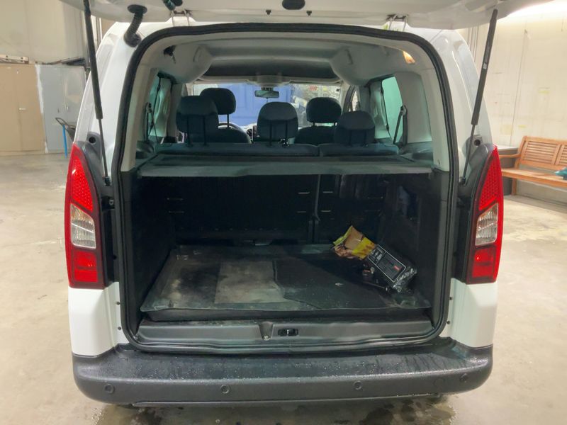 Citroen Berlingo 1.6 Blue-HDi Selection 2018 – снимка 15