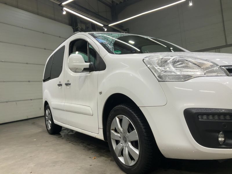 Citroen Berlingo 1.6 Blue-HDi Selection 2018 – снимка 12