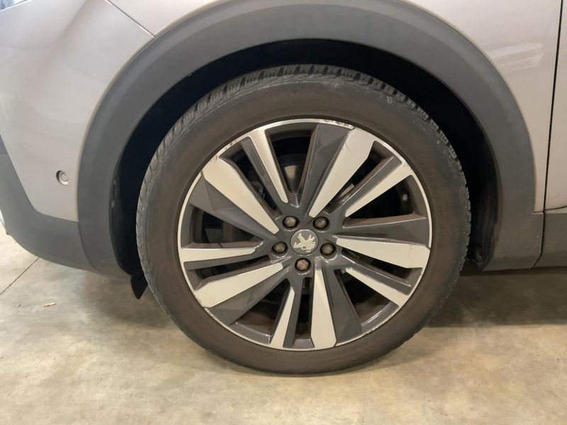 Peugeot 3008 1.2 PureTech Allure 2017 – снимка 3