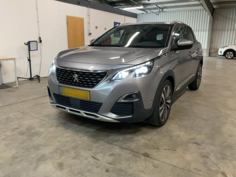 Peugeot 3008 1.2 PureTech Allure 2017 – снимка 1