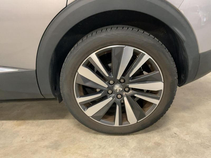 Peugeot 3008 1.2 PureTech Allure 2017 – снимка 5