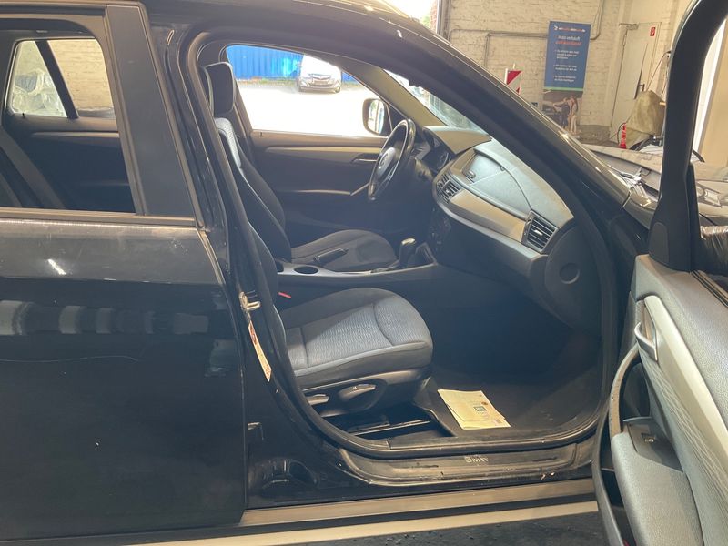 BMW X1 xDrive 25i 2010 – снимка 3