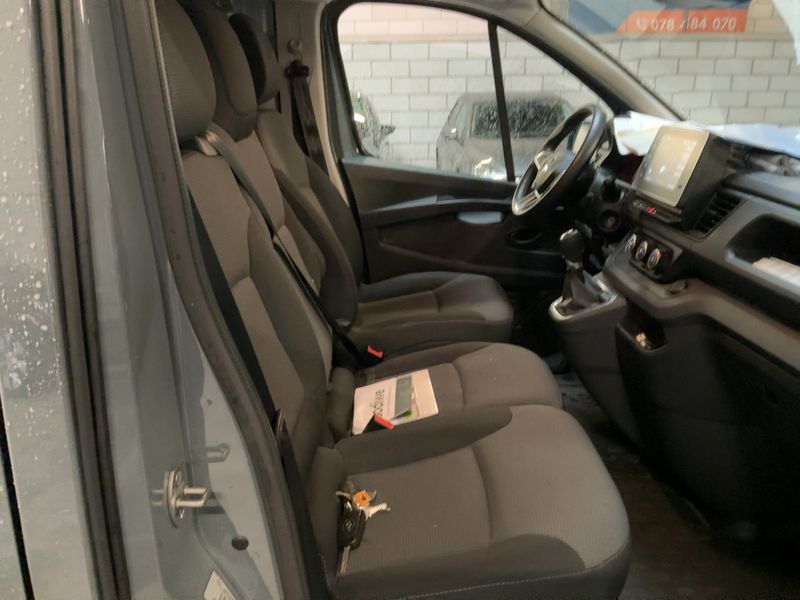 Renault Trafic 2.0 BLUE dCi Cabine Approfondie L1H1 3T Confort 2024 – снимка 16