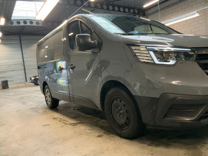 Renault Trafic 2.0 BLUE dCi Cabine Approfondie L1H1 3T Confort 2024 – снимка 12