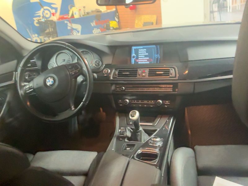 BMW 5er 520d 2011 – снимка 12
