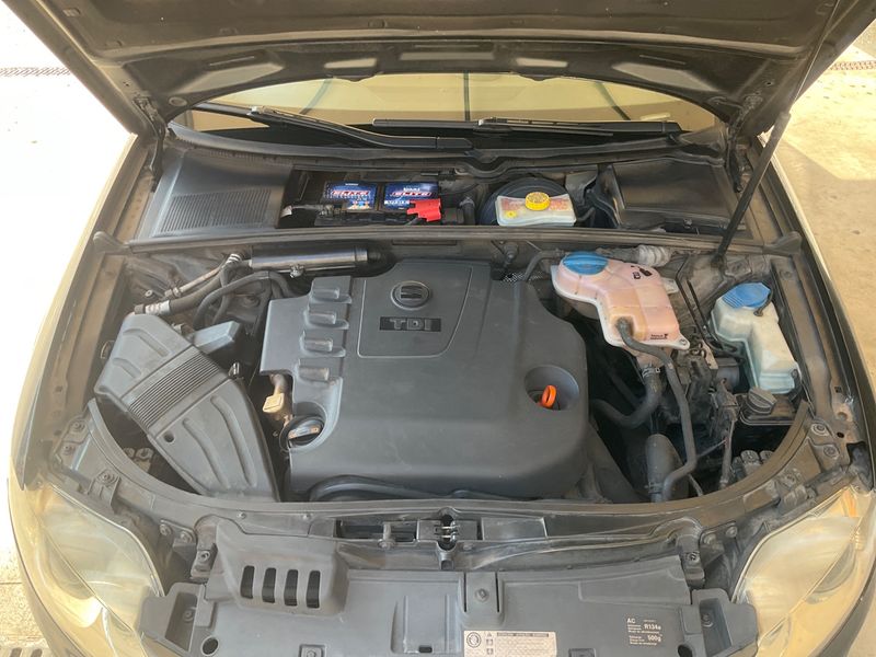 Seat Exeo 2.0 TDI Style 2010 – снимка на щета