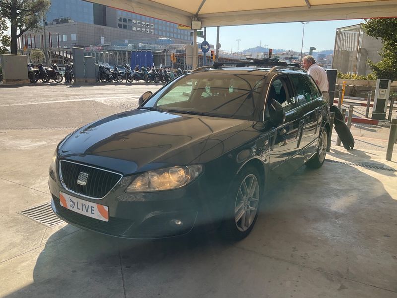 Seat Exeo 2.0 TDI Style 2010 – снимка 1