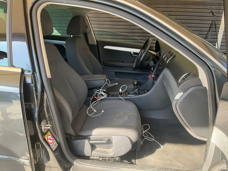 Seat Exeo 2.0 TDI Style 2010 – снимка 3