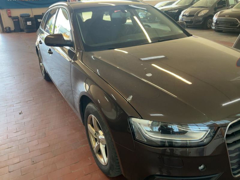Audi A4 2.0 TDI Ambiente 2015 – снимка 12