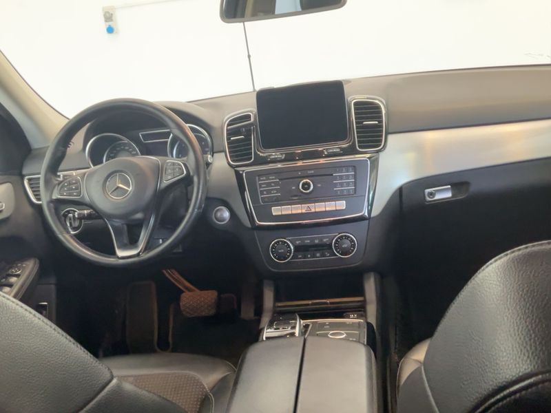 Mercedes-Benz GLE-Klasse GLE 250 d 4Matic Sport 2018 – снимка 17