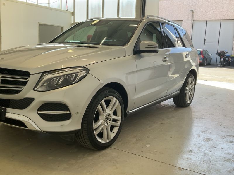 Mercedes-Benz GLE-Klasse GLE 250 d 4Matic Sport 2018 – снимка 2