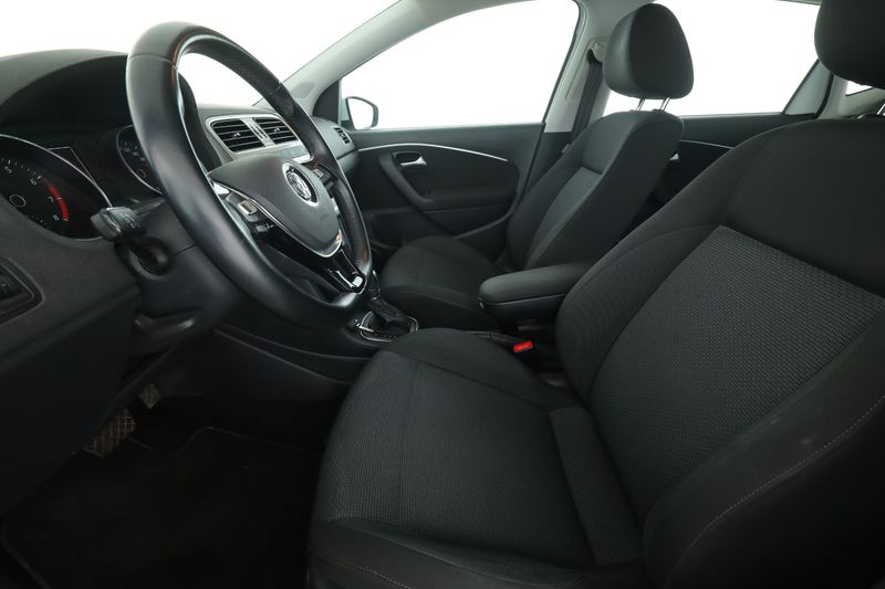 Volkswagen Polo 1.2 TSI Highline BlueMotion Tech 2015 – снимка 16