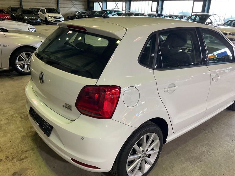 Volkswagen Polo 1.2 TSI Highline BlueMotion Tech 2015 – снимка 8