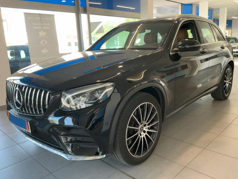 Mercedes-Benz GLC-Klasse GLC 300 4Matic AMG Line 2019 – снимка 1