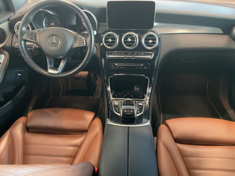 Mercedes-Benz GLC-Klasse GLC 300 4Matic AMG Line 2019 – снимка 18