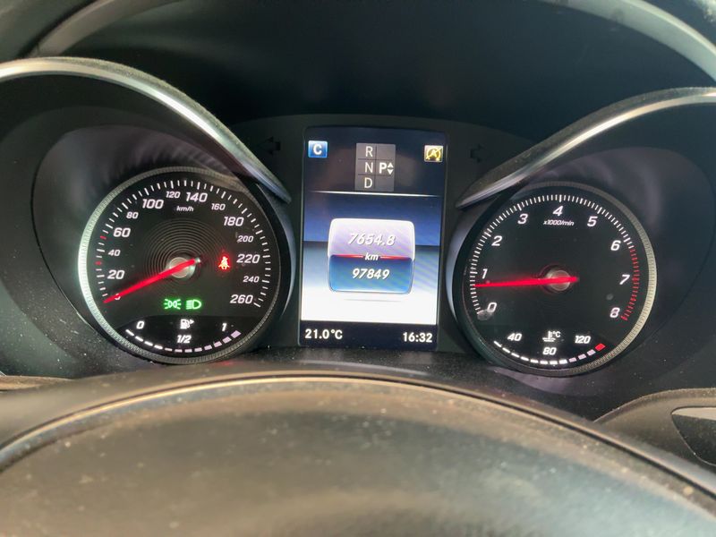 Mercedes-Benz GLC-Klasse GLC 300 4Matic AMG Line 2019 – снимка 19
