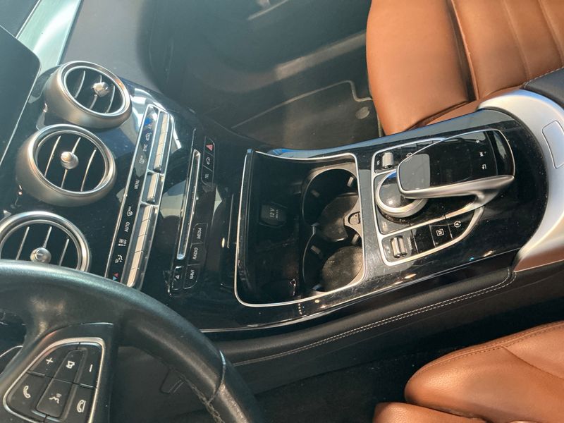 Mercedes-Benz GLC-Klasse GLC 300 4Matic AMG Line 2019 – снимка 27