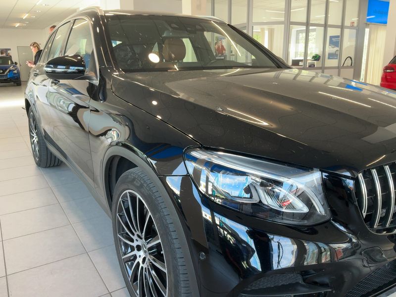 Mercedes-Benz GLC-Klasse GLC 300 4Matic AMG Line 2019 – снимка 12