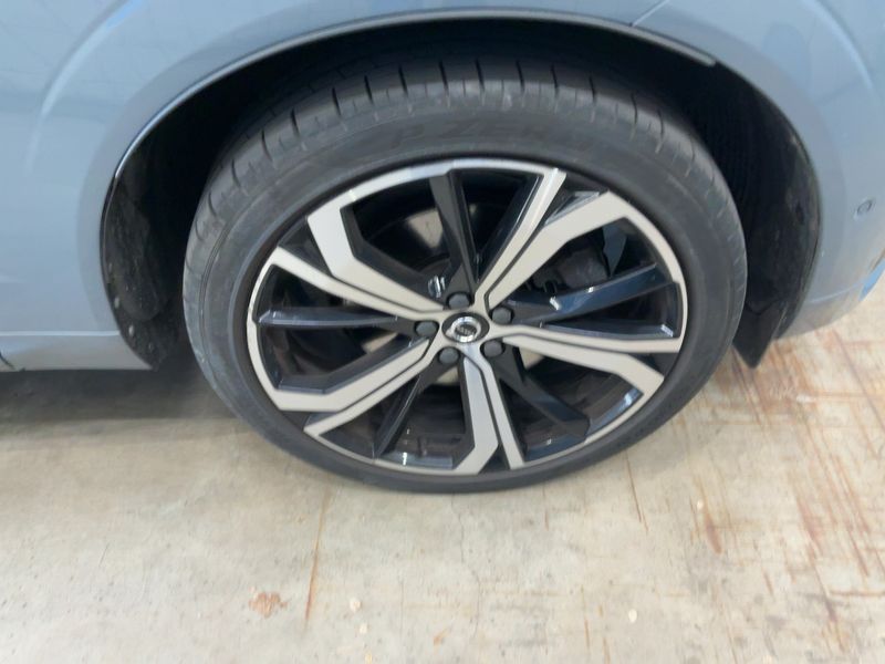 Volvo XC60 2.0 B4 Mild-Hybrid R Design 2WD 2021 – снимка 11
