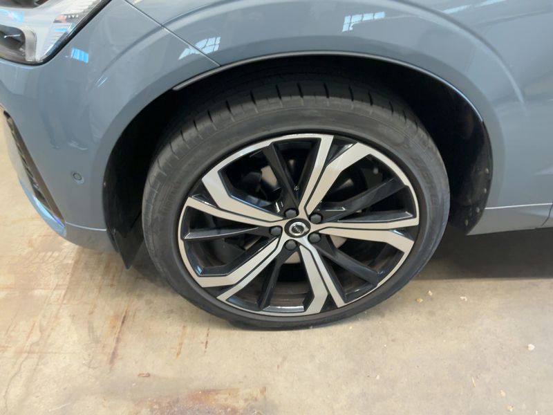Volvo XC60 2.0 B4 Mild-Hybrid R Design 2WD 2021 – снимка 3