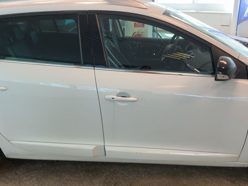 Renault Megane 1.5 dCi BOSE Edition 2014 – снимка 10