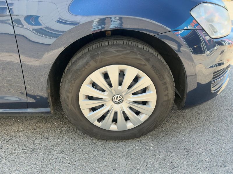 Volkswagen Golf VII 1.2 TSI Trendline BlueMotion Tech 2014 – снимка 11