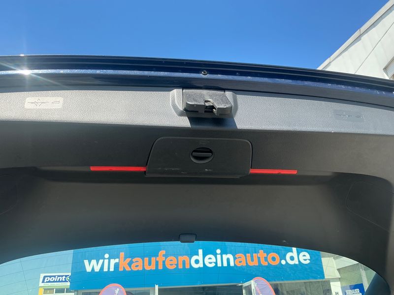 Volkswagen Golf VII 1.2 TSI Trendline BlueMotion Tech 2014 – снимка 35