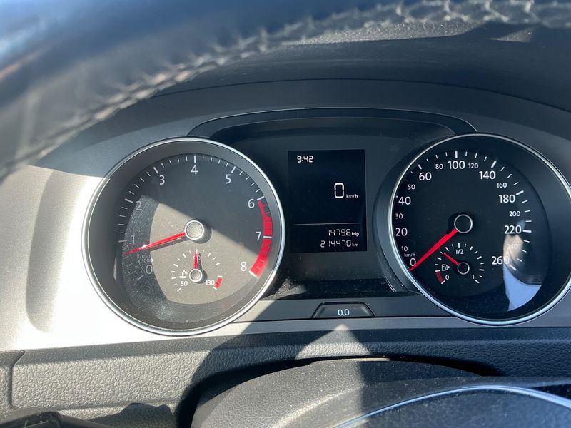 Volkswagen Golf VII 1.2 TSI Trendline BlueMotion Tech 2014 – снимка 19