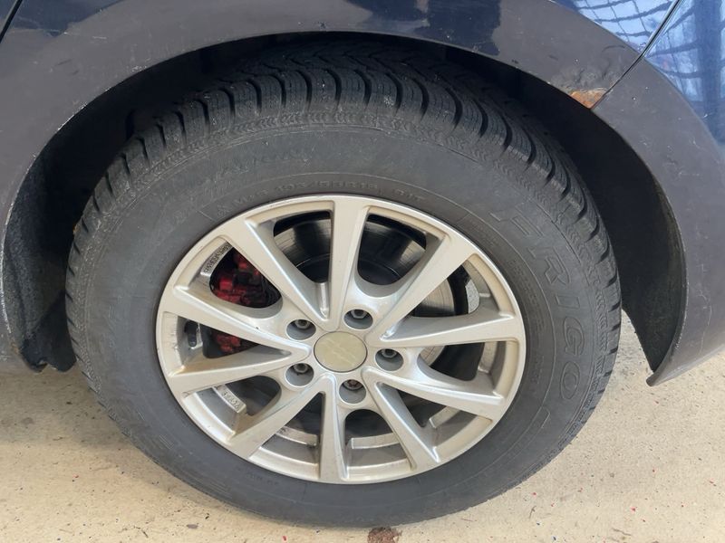 Volkswagen Golf VII 1.6 TDI Lounge 4Motion BlueMotion Tech 2015 – снимка 5