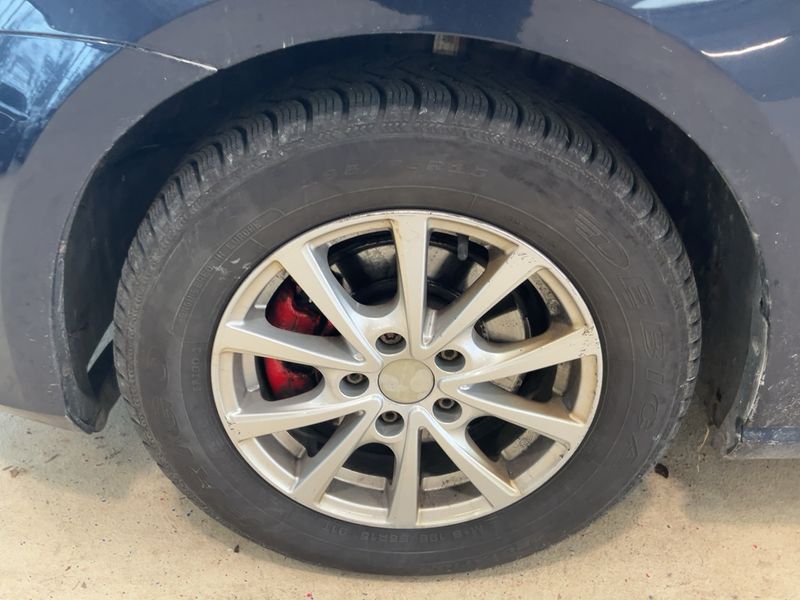 Volkswagen Golf VII 1.6 TDI Lounge 4Motion BlueMotion Tech 2015 – снимка 3
