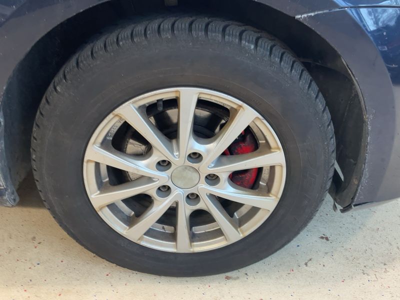 Volkswagen Golf VII 1.6 TDI Lounge 4Motion BlueMotion Tech 2015 – снимка 11