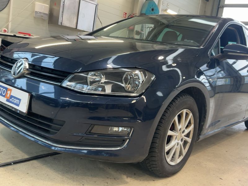 Volkswagen Golf VII 1.6 TDI Lounge 4Motion BlueMotion Tech 2015 – снимка 2