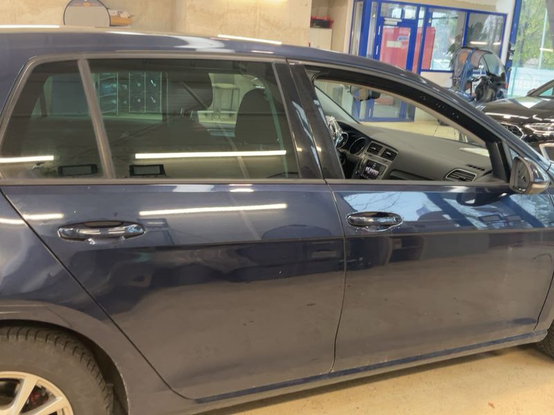 Volkswagen Golf VII 1.6 TDI Lounge 4Motion BlueMotion Tech 2015 – снимка 10
