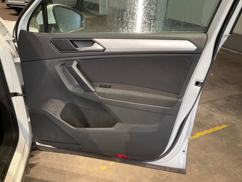 Volkswagen Tiguan 2.0 TDI Comfortline 4Motion BlueMotion Tech 2019 – снимка 32