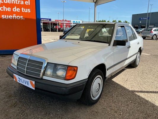 Mercedes-Benz E-Klasse D 200 1988 – снимка 1