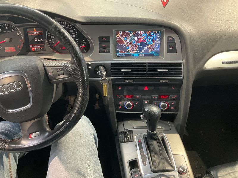 Audi A6 4.2 V8 FSI quattro 2006 – снимка 17