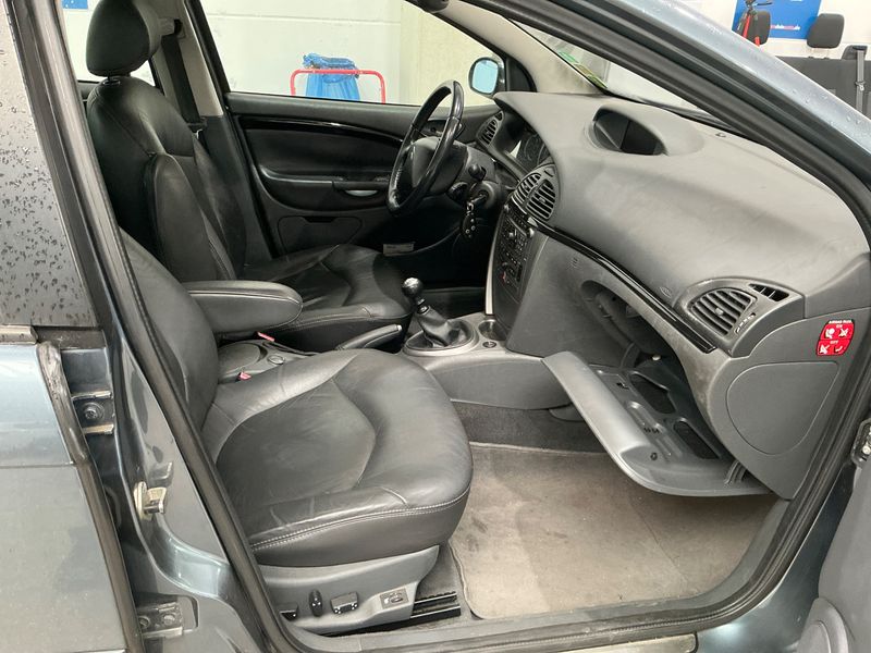 Citroen C5 2.2 HDi BiTurbo Exclusive 2007 – снимка 3