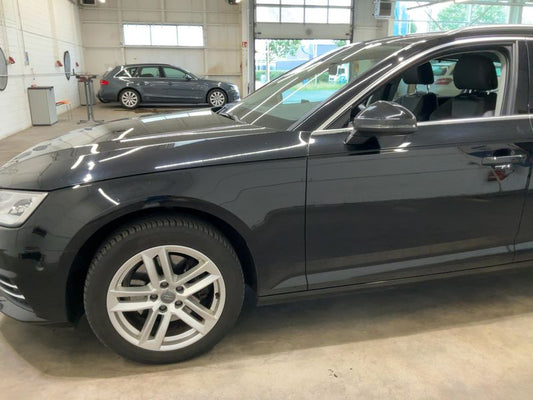 Audi A4 2.0 TDI Sport 2017 – снимка 2