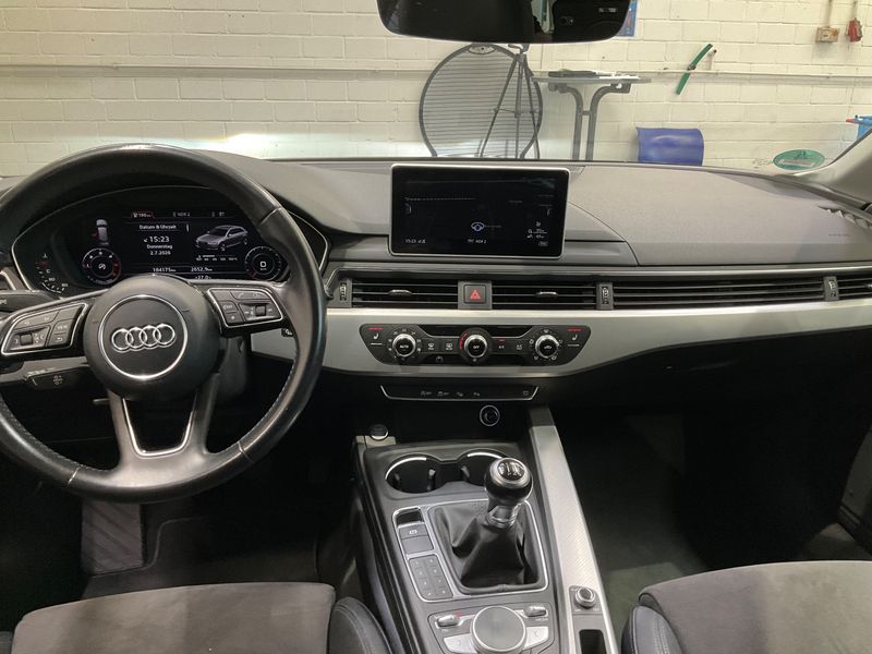 Audi A4 2.0 TDI Sport 2017 – снимка 17