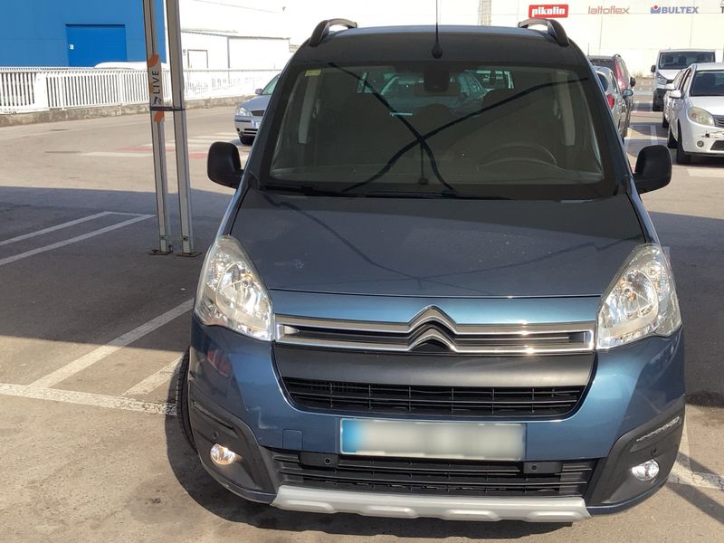 Citroen Berlingo 1.2 e-THP 20 Aniversario Edition 2017 – снимка 14