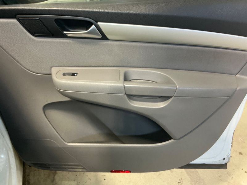 Seat Alhambra 2.0 TDI Reference 2017 – снимка 24